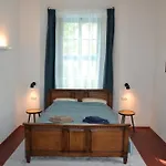 Schloss 3*