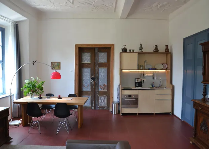 Aparthotel Schloss 3*